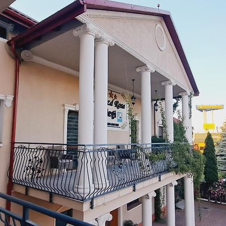 Hotel Rezydencja Rosa Przemysl Exterior photo