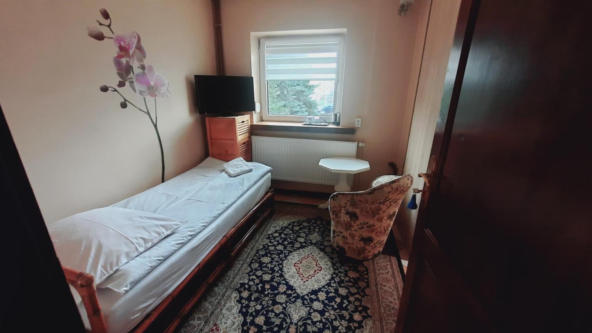 Hotel Rezydencja Rosa Przemysl Room photo